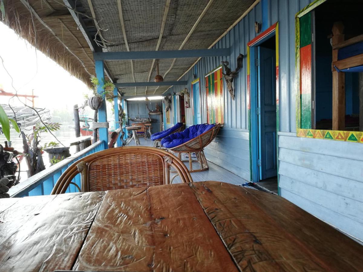 Firefly Guesthouse Prek Svay Village Exterior photo